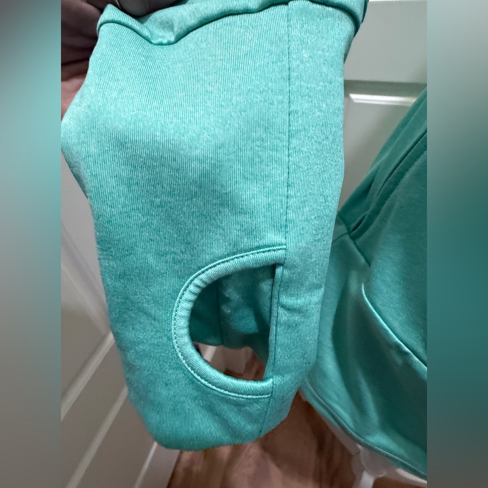 Alo. Seafoam Green Full Zip Athletic Hoodie. Size Large. - Picture 7 of 9
